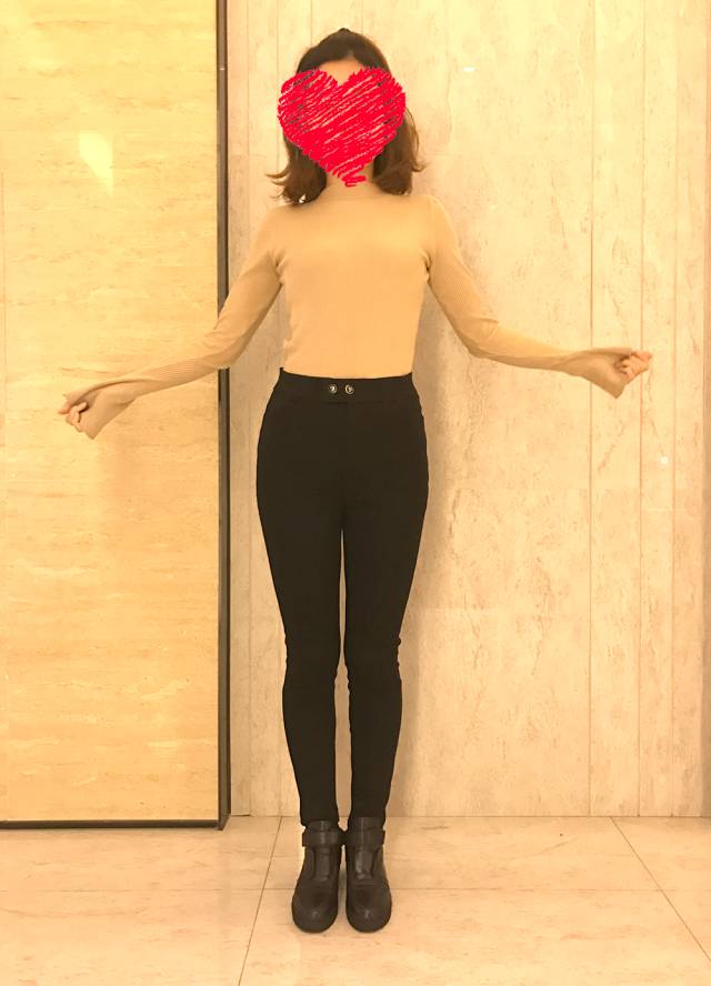 羽绒裤非常的适合在冬天的时候穿,保暖裤百搭防风舒适羽绒裤