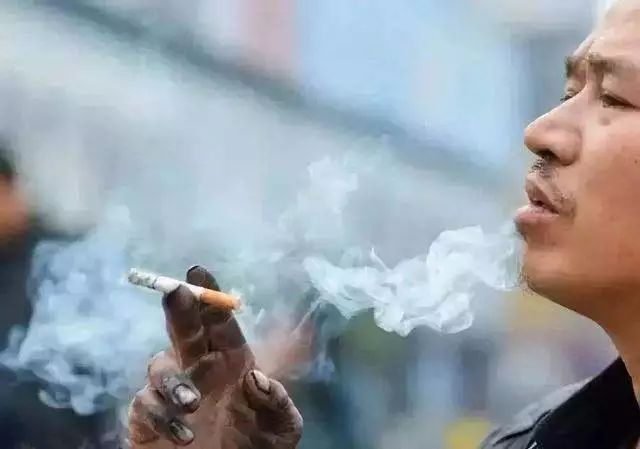 这个戒烟帝国有多壕?年终奖人均900万,却害惨了全球烟民