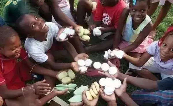 小肥皂骗局揭秘,酒店里没用完的肥皂都去哪了