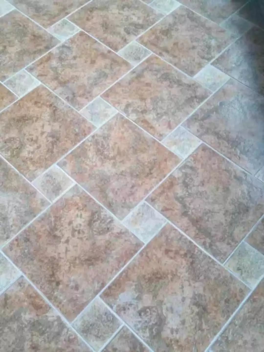 瓦工技校培训,专业装修瓦工黄师傅