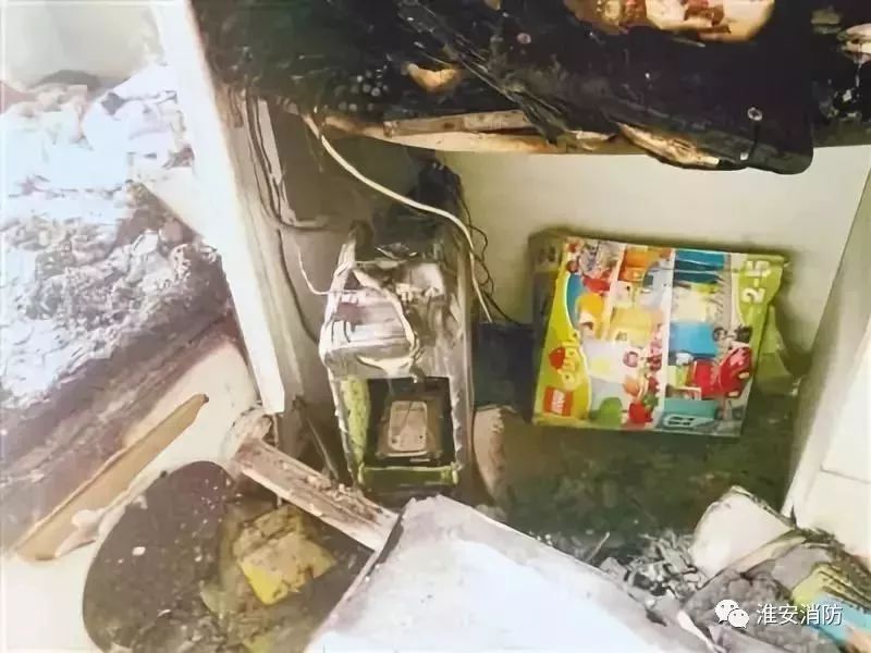 正在做饭家里插线板着火了怎么办,插线板起火的原因和处理方法