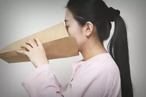 打嗝不止怎么办中医教你小偏方,打嗝不止怎么办最快最有效的方法