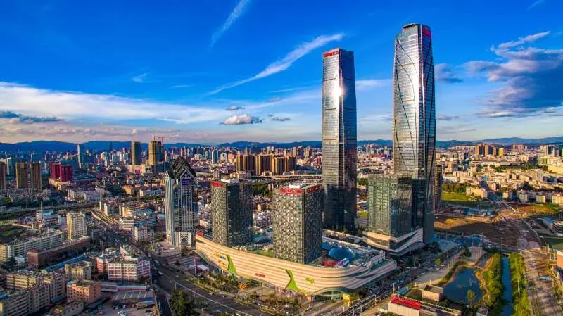 万达广场就业前景分析,万达广场拉动的经济效应