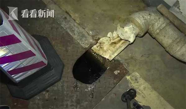 女子商场滑倒小朋友,6岁女童在商场被故意绊倒后续