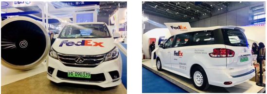 小时候有个算命先生算我黄袍加身,小时候算命的说我有黄袍加身