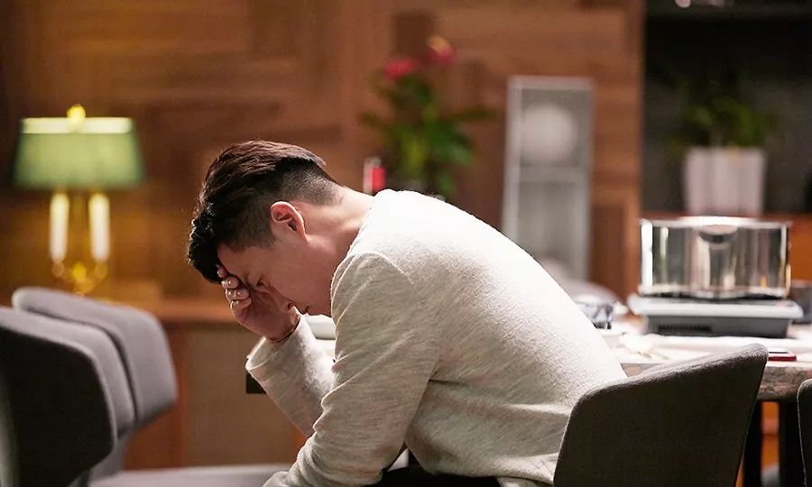 久坐,温柔的“慢性自杀”:每天坐多久,决定了你的寿命