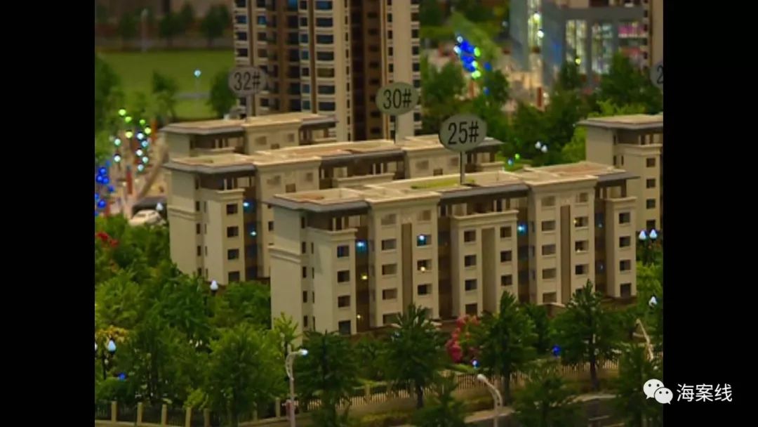 开发商卖顶层房子被认定部分违建,买房赠送花园是否违建