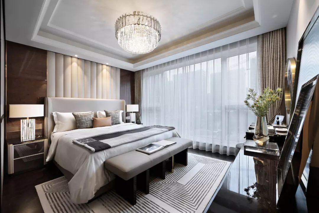 当保利滨江·上品幸会大师郑仕樑，新一代幻影级经典住宅熠世而生