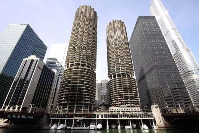 那些震撼人心的建筑物,双子塔的震撼