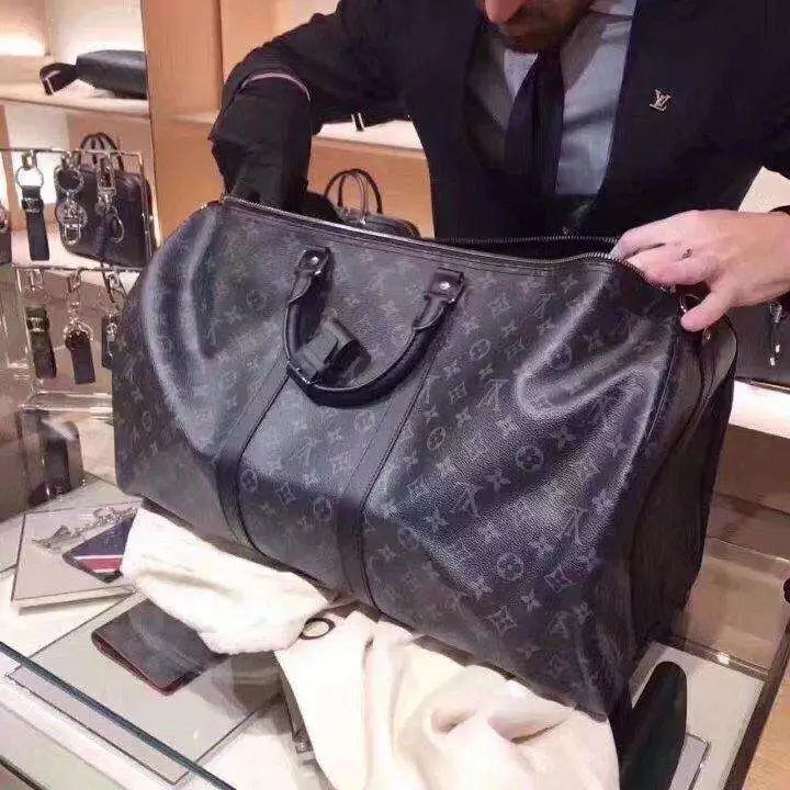 过年的时候要送什么给男友礼物呢,新年给男朋友送什么礼物比较合适