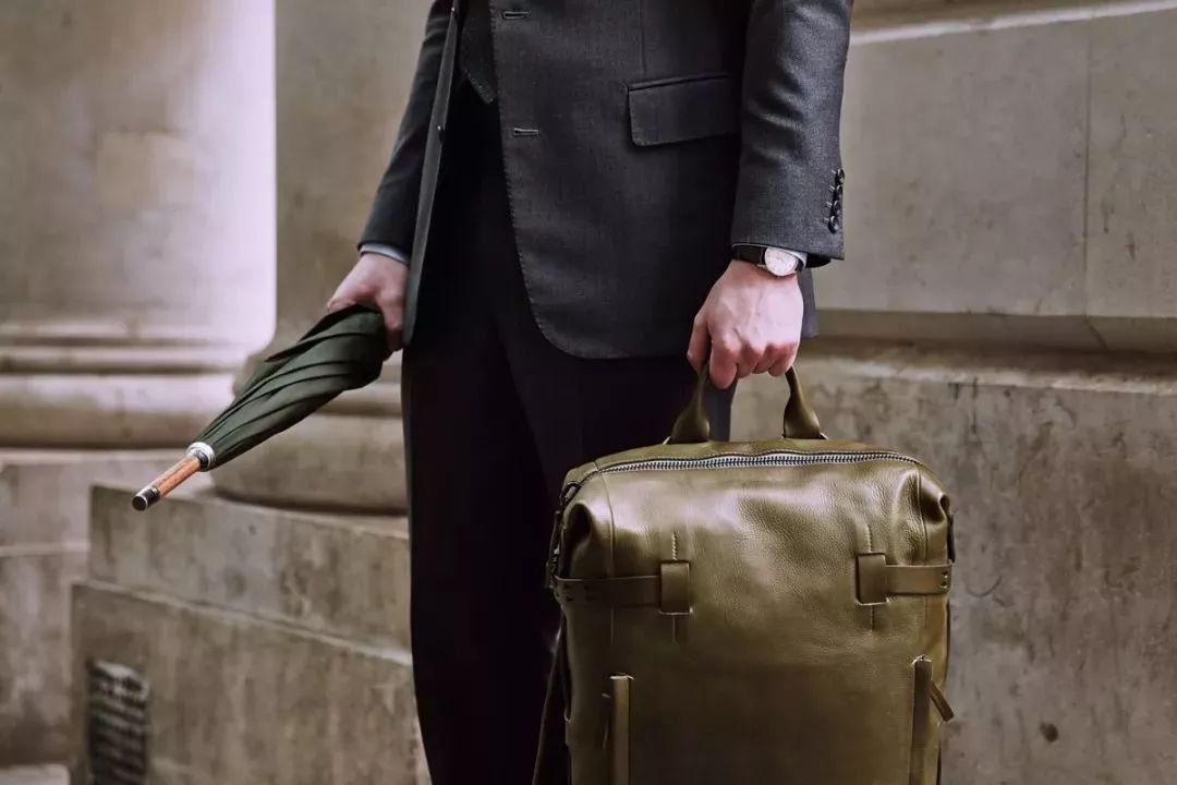 过年的时候要送什么给男友礼物呢,新年给男朋友送什么礼物比较合适