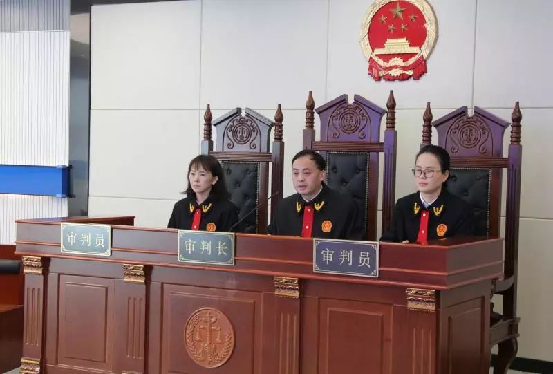 「案件」卖山寨货的淘宝店主恶意投诉正品店，结果悲剧了……电子商务法实施后杭州首例恶意投诉案昨宣判！