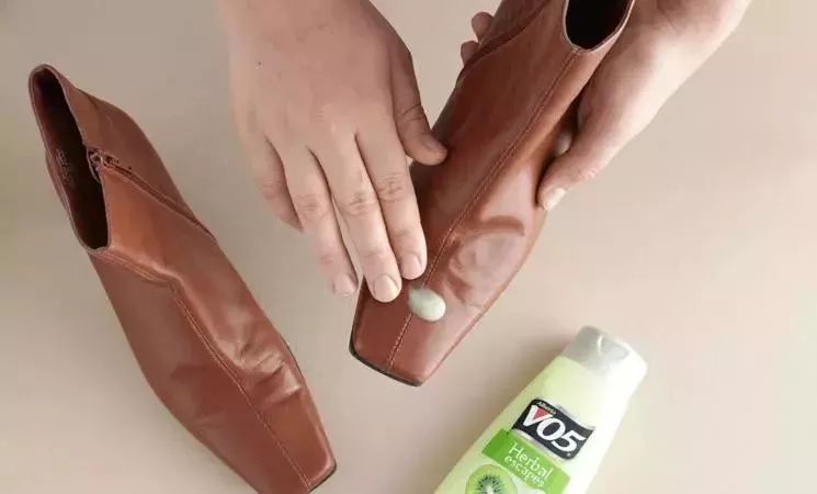 教你几招清洁鞋子小技巧,冬季居家鞋清洗小窍门