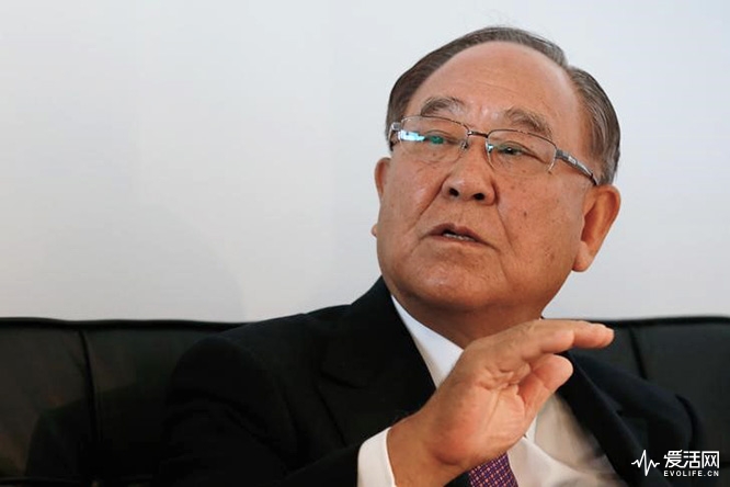 爱活3000问｜相机市场8年暴跌84%，还有救么？