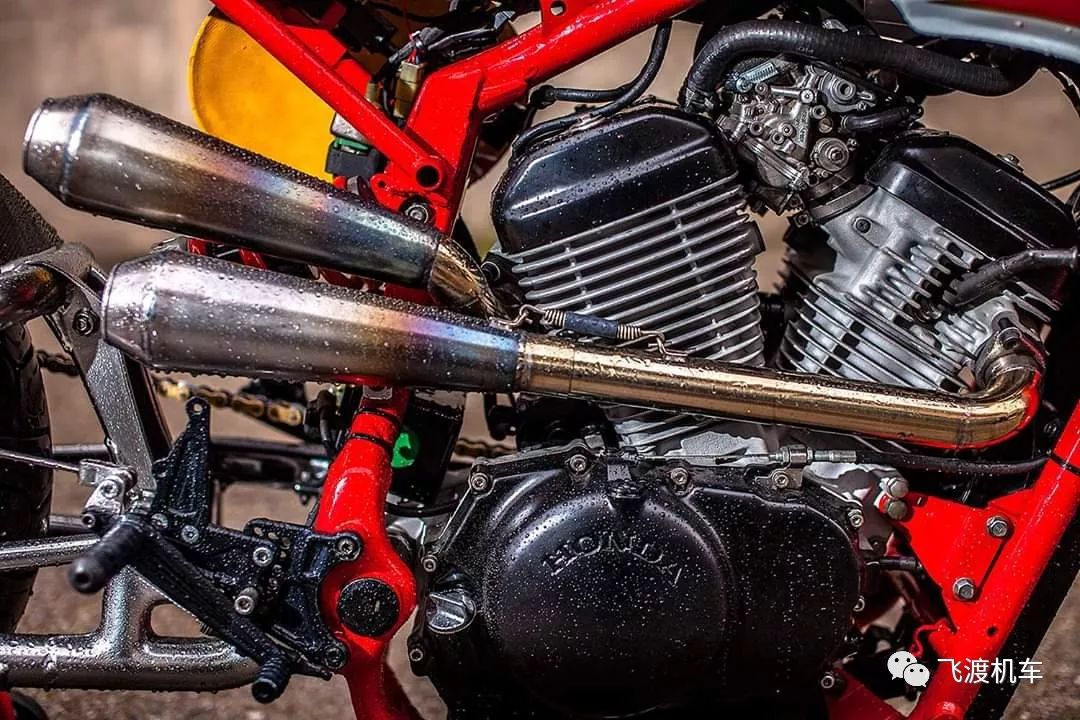 「改装系列」暗影之下的赤色彗星