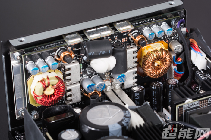 酷冷至尊电源v550,酷冷至尊v650wsfx电源