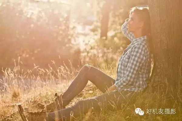 夕阳下拍摄人像技巧,夕阳逆光海滩人像