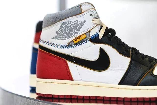 aj球鞋好还是乔丹篮球鞋好,aj还是yeezy穿着舒服