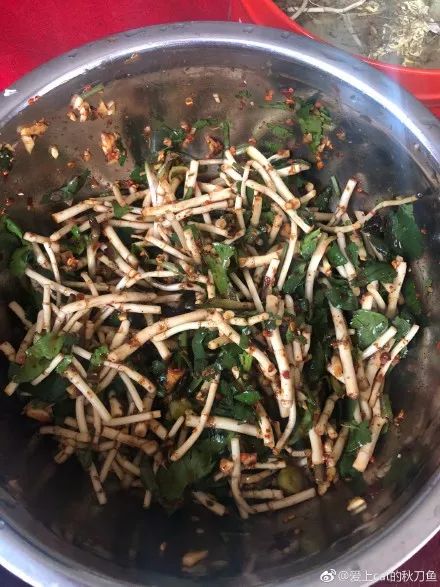 贵阳不光折耳根还有很多美食,贵阳美食里有特色米饭