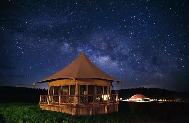 刷新你的世界观！国内最受欢迎的顶级野奢酒店，美到极点奢华到极致！享受质感生活，选这儿准没错！