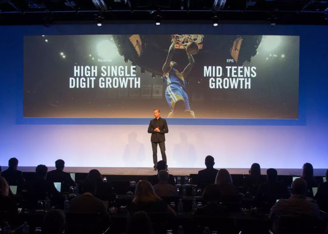 耐克阿迪达斯全球竞争,耐克和阿迪达斯的竞争策略