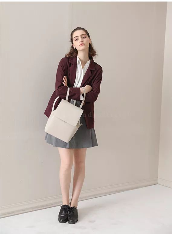 女生有7个包多吗,女孩子多少个包合适