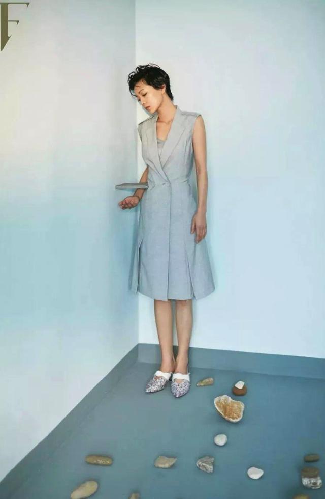 郭采洁新造型的短发美哭了,郭采洁杨幂郭碧晨谢依霖时尚芭莎