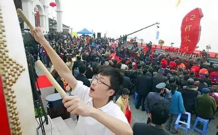 没和崇明岛上的这块“大石头”合过影，别说你到过崇明~