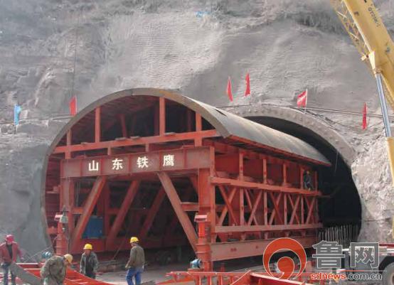 杨明波铁鹰,山东铁鹰建设工程有限公司杨明波