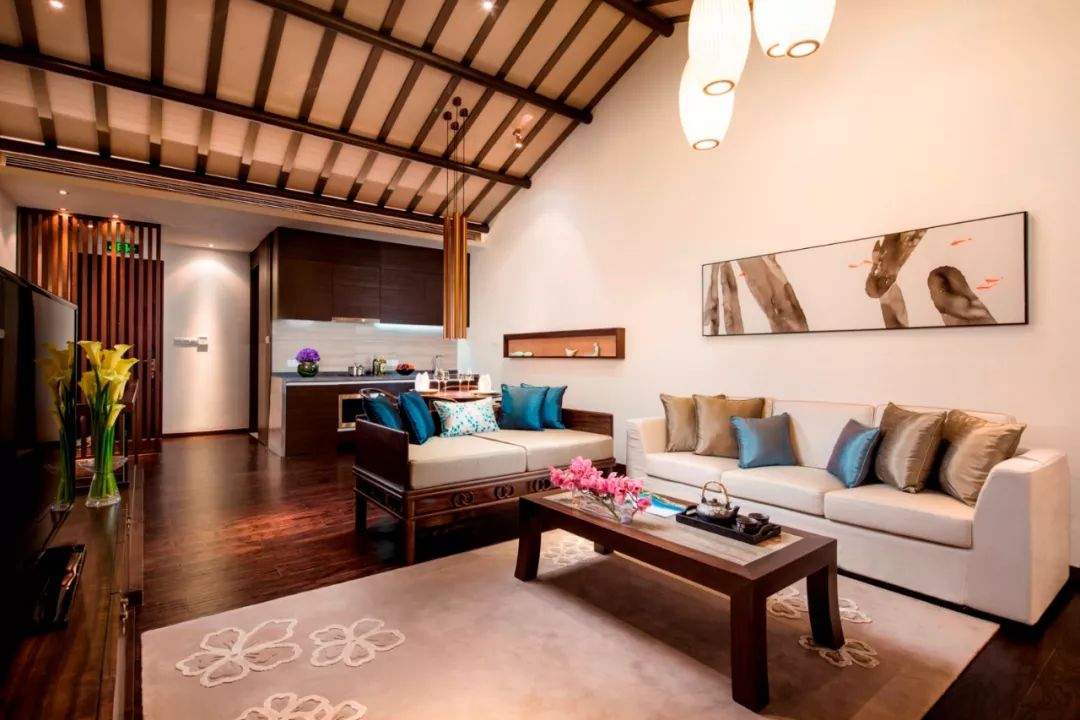 这家扎根在花海的悦榕庄即将迎来暖意春天！千元直降还含SPA,高铁1.5h!