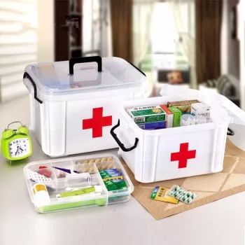 女儿摔破了头流血怎么办,女儿摔破头了我很自责