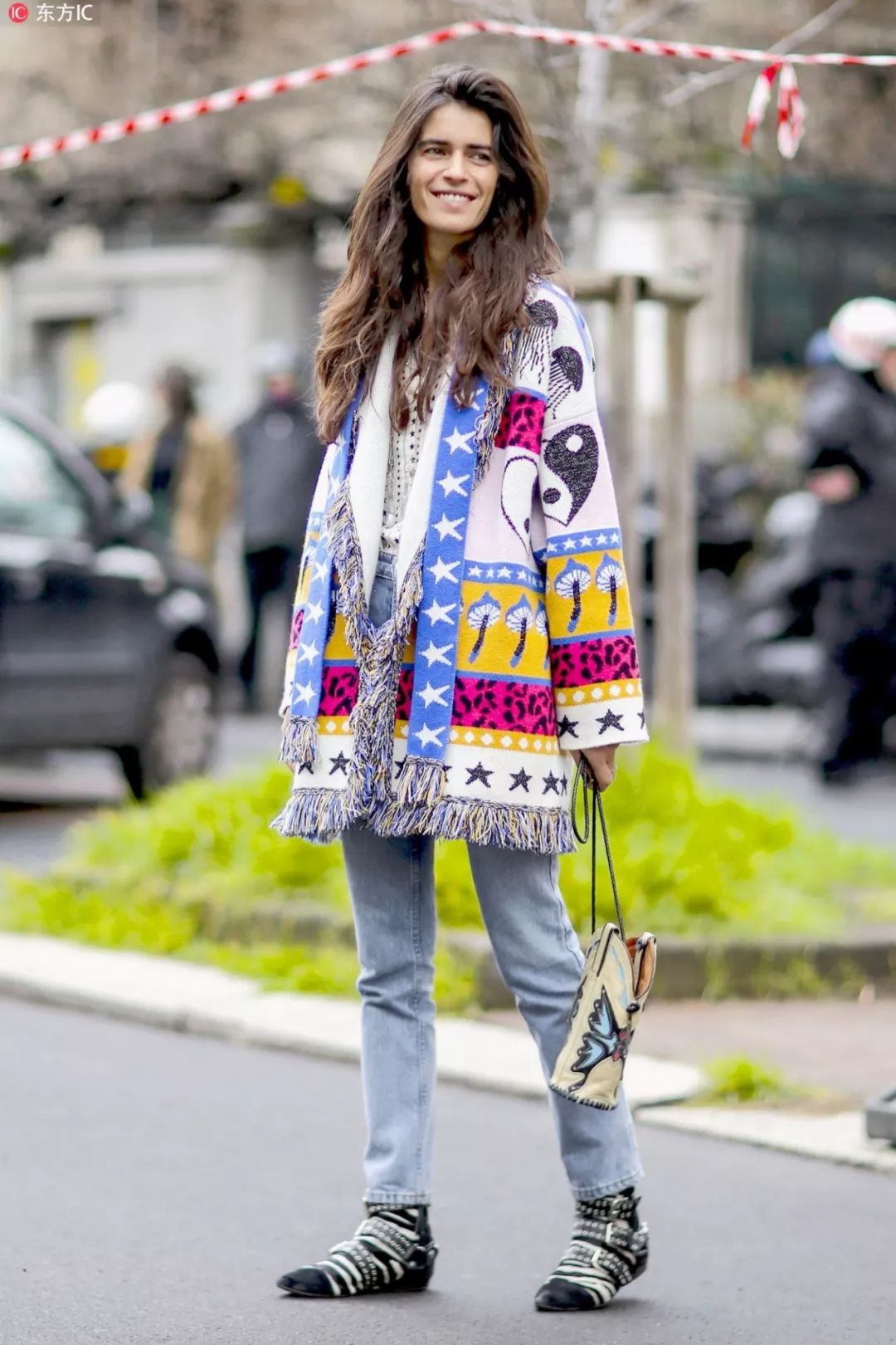 明星穿高级感针织开衫,明星同款街拍针织开衫