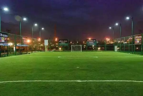 足球场青海,青海足球场修建时间多久