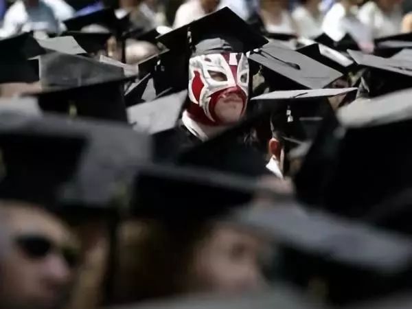 伪造体育生身份进常春藤?今天美国人的朋友圈被这件事刷爆