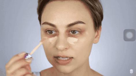 底妆斑驳用什么粉底液,为什么粉底上完脸上还是脏脏的