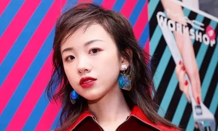 被化妆品毁掉的中国女人,正在被口红毁掉的女人