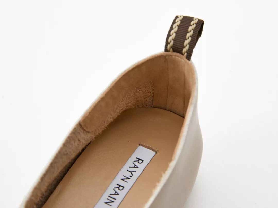 天呐，这个鞋子好舒服！