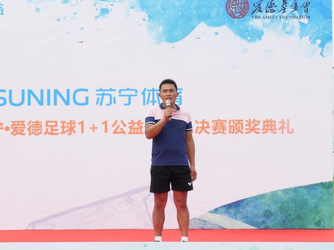 当东北大哥遇到可爱的小女孩,当硬汉遇上可爱的小女孩