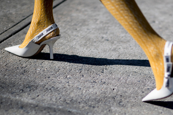 选合适高跟鞋,选一双高跟鞋测试你的性格