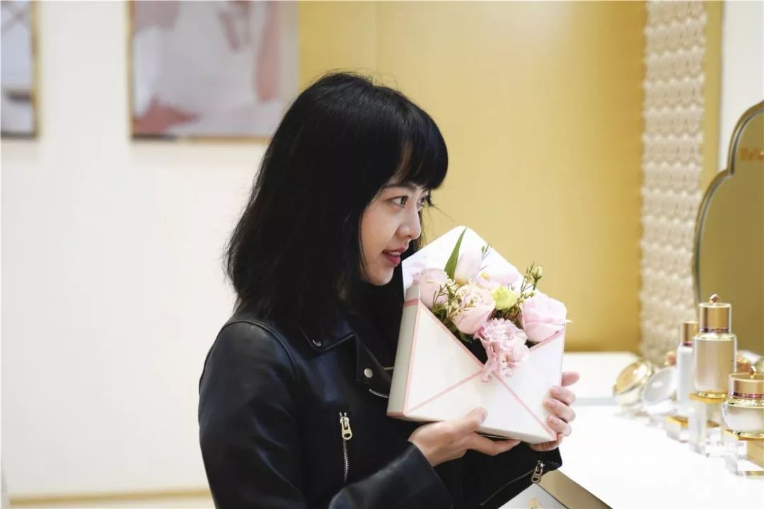 杭城姑娘太幸福了！限时5天的皇后梳妆台来了，简直是韩国宫廷才有的奢华护肤