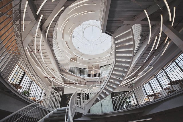 穿越时间与空间，带你看不一样的上海