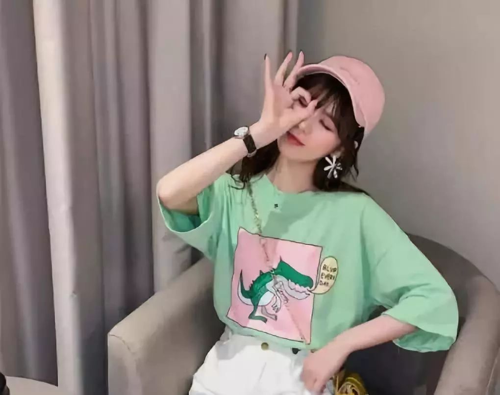 马卡龙色系短袖推荐,马卡龙印花短袖