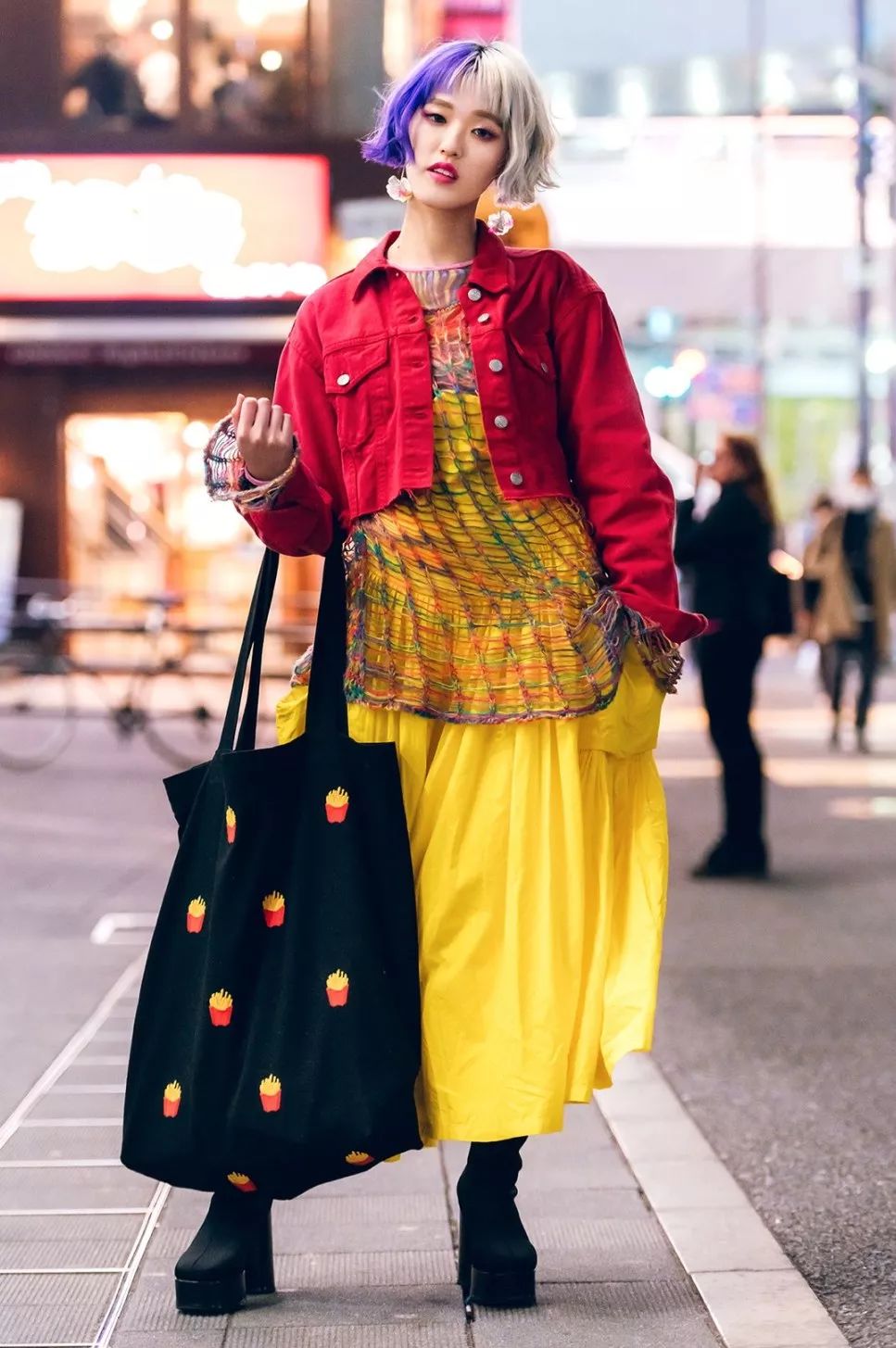 为什么有时候妖艳jian货和时装精仅有一线之隔？