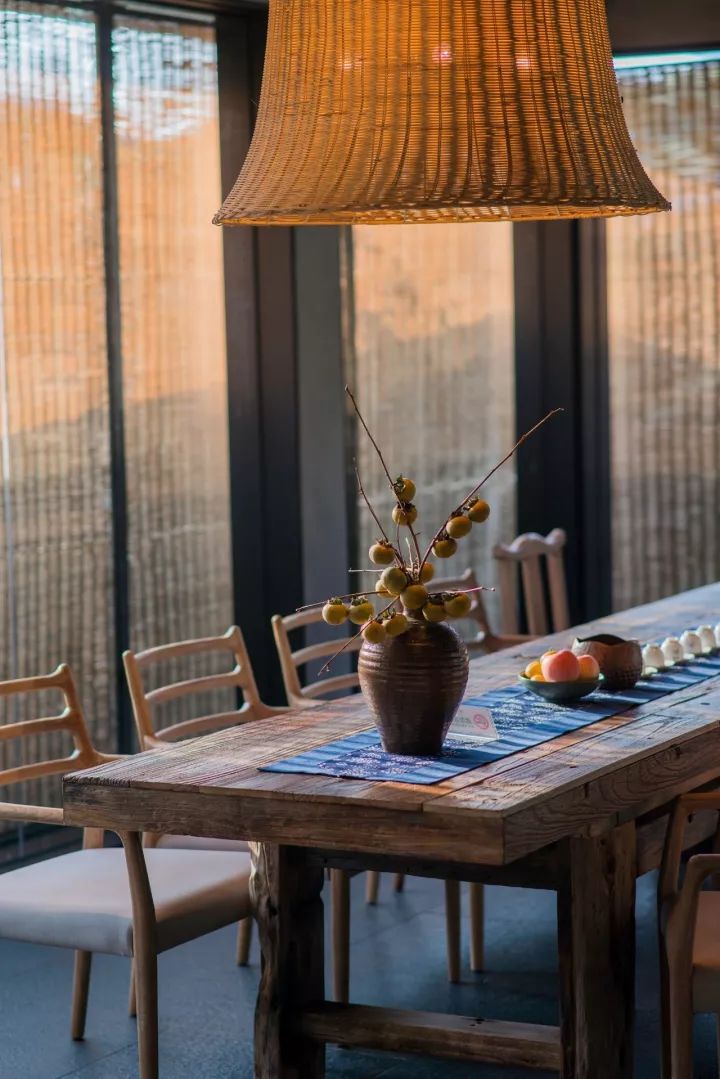 谁说江南无金秋？这座高铁直达的小县城靠一间仙气民宿，就撩到了无数隐居客