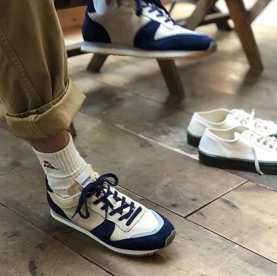 匡威川久保玲联名鞋哪款好看,川久保玲匡威联名小白鞋搭配