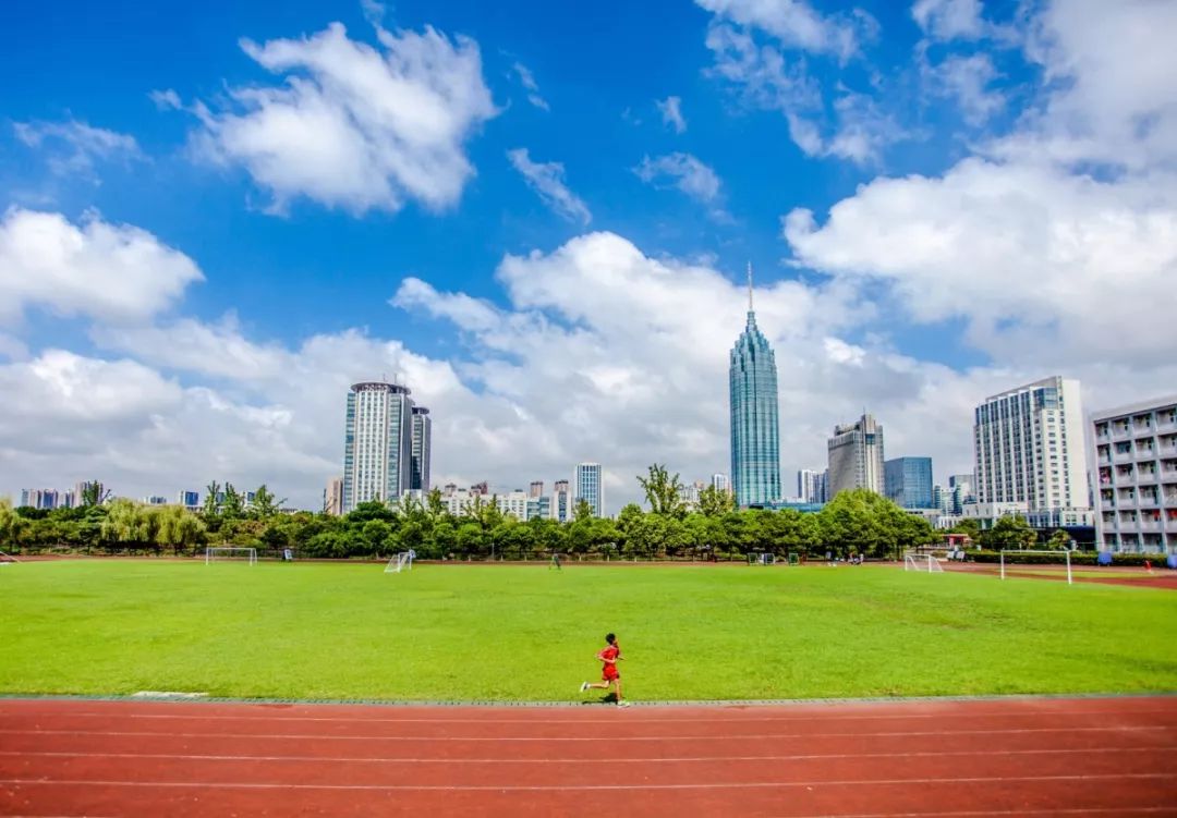 杩滆杩戣鏁ｅ厜寮辫鍏ㄥ浗鍖婚櫌鎺掑悕,杩戣寮辫鏁ｅ厜璁插骇