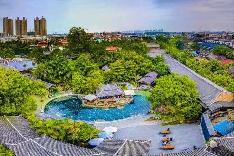 头条丨在这里，你不用穿越人山人海，也能跨过山和大海——广西9条精品旅游线路重磅推荐