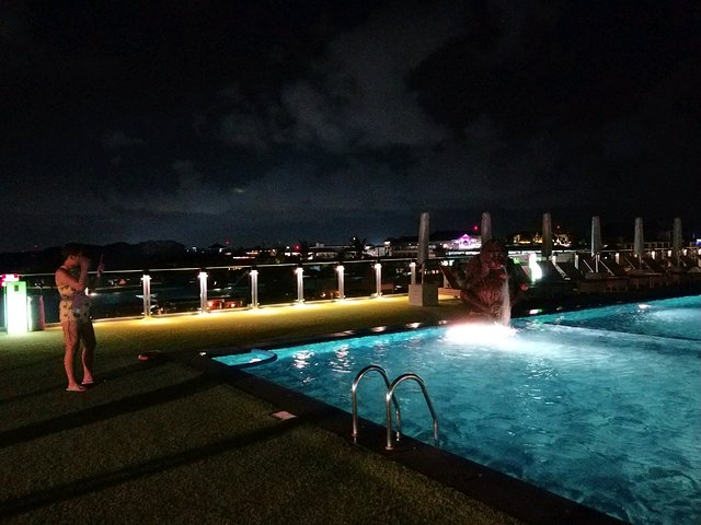 巴厘岛漂流跟团游一日游,巴厘岛冲浪潜水行程推荐