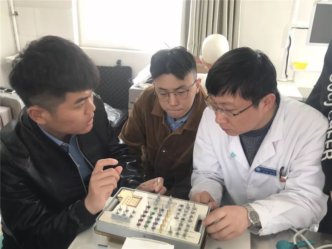 口腔种植零基础培训实操,口腔种植手术课程