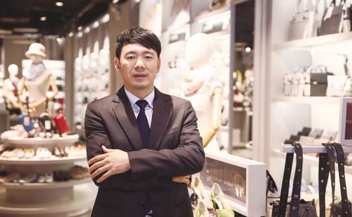中国“地下鞋王”：卖鞋就像卖白菜，却年入50亿，活成莆田鞋最可怕的对手